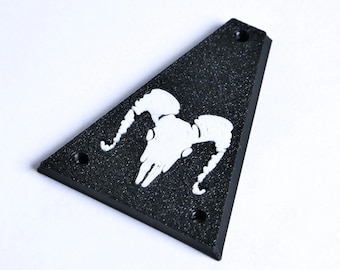 Custom Jackson/ Charvel Truss Rod Cover - Ram Skull (White & Black)