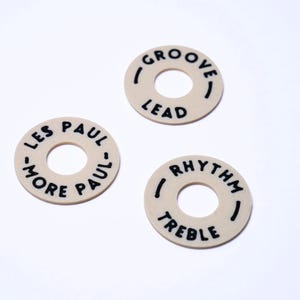 Custom Les Paul Poker Chip Guitar Toggle Switch Plate - Cream