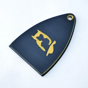Custom PRS SE Truss Rod Cover – Owl (Black & Gold)