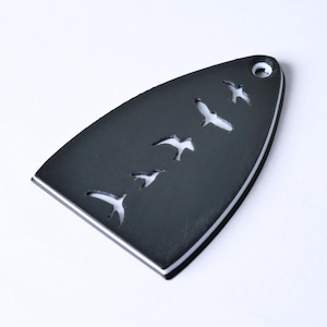 Custom PRS SE Truss Rod Cover – Birds in Flight (Black & White)