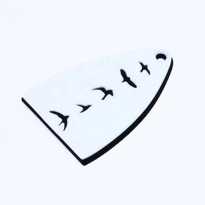 Cubierta de tensor PRS SE personalizada - Pájaros en vuelo (blanco y negro)