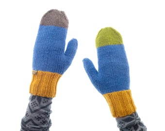 Mitaines tricotées pour femmes, gants tricotés à la main pour adultes, mitaines en laine chaude pour dames faites à la main, dépareillées. Bleu