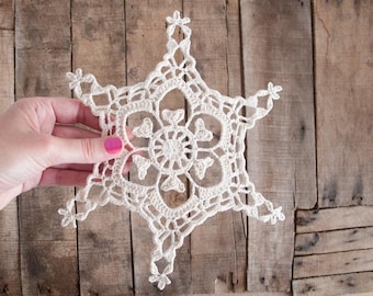 Snowflake Ornament, Lace Snowflakes, Christmas Tree, Holiday Decorations Xmas