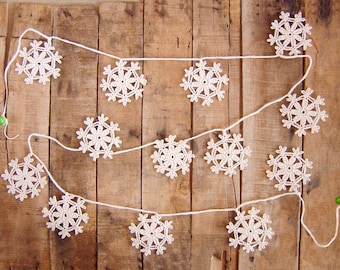 White Crochet Snowflake Garland, Winter Wedding Decor, Bohemian Christmas Home