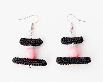 Bar Earrings. Bar Everyday Jewelry Crochet Stick Earrings Black with Pink Wood Bead. Crochet Textile Jewelry. Knitted Yarn Earrings