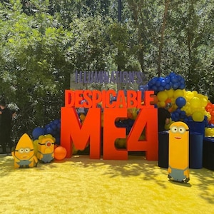Letreros grandes personalizados y letras de espuma: expositores para eventos, marca comercial y decoración llamativa