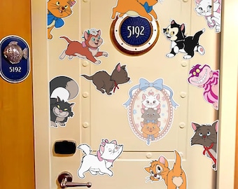 All characters Cats Disney Cruise Line magnet, Disney cats lover family Cruise magnet, Marie The Aristocats Cheshire Figaro magnet UNA203