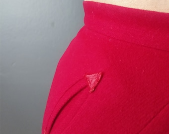 1940s/50s Cherry Red Pencil Skirt Arrow Smiley Pockets Pinup Staple Vintage