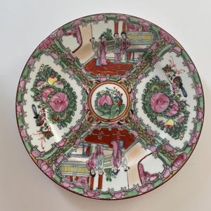 Vintage Chinese Famille Rose Medallion large Porcelain Plate