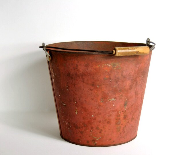 Vintage Metal Pail With Wood Handle Etsy