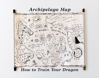Archipelkarte auf handgefertigter Schriftrolle: Drachenzähmen leicht gemacht-Zug-Drachen-Geschenk, Fantasy-Kunst, Weltkarte mit Drache Ohnezahn und Wikinger Hicks, Drachengeschenk