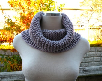 Écharpe lavande tricotée à la main Chunky Cache-cou confortable Super Soft Knit Cowl Winter Tube Infinity Loop Scarf