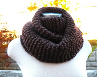 Hand Knit Chunky Wool Blend Coffee Infinity Scarf Fashion Accessories Winter Gift for her Cozy Neck Warmer Unisex Cowl