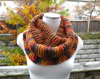 Hand Knit Chunky Wool Red Brown Yellow Infinity Scarf Fashion Accessories Winter Gift for her Cozy Neck Warmer Unisex Cowl