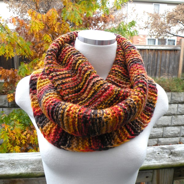 Hand Knit Chunky Wool Red Brown Yellow Infinity Scarf Fashion Accessories Winter Gift for her Cozy Neck Warmer Unisex Cowl