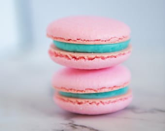 Cotton Candy Macarons