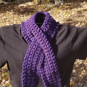 CROCHET PATTERN  - Notchland Scarf \ Keyhole Scarf \ Crochet Scarf Pattern