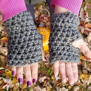 CROCHET PATTERN - Gorham Fingerless Gloves / Fingerless Mittens / Texting Gloves / Texting Mittens