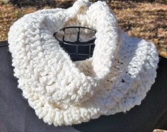 CROCHET PATTERN - Attitash Infinity Scarf | Cowl