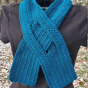 CROCHET PATTERN Crawfcrd Double Keyhole Scarf / Neck Warmer / PDF Pattern image 3