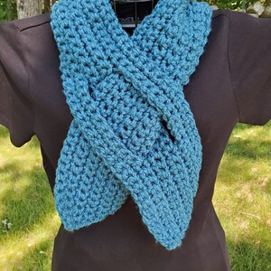 CROCHET PATTERN Conway Scarf / Keyhole Scarf / Double Keyhole / PDF Download image 3