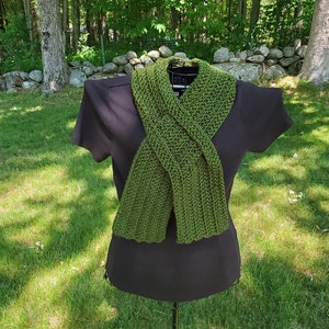 CROCHET PATTERN Cranmore Scarf / Double Keyhole Scarf / Spring Scarf / PDF Downloadable Pattern image 3