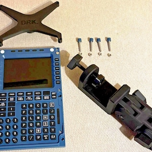 Winwing MCDU, PFP4, PFP7 and PFP3N desk mounting system. Fully adjustable.