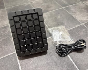 Teclados totalmente personalizables para simuladores de carreras y vuelo