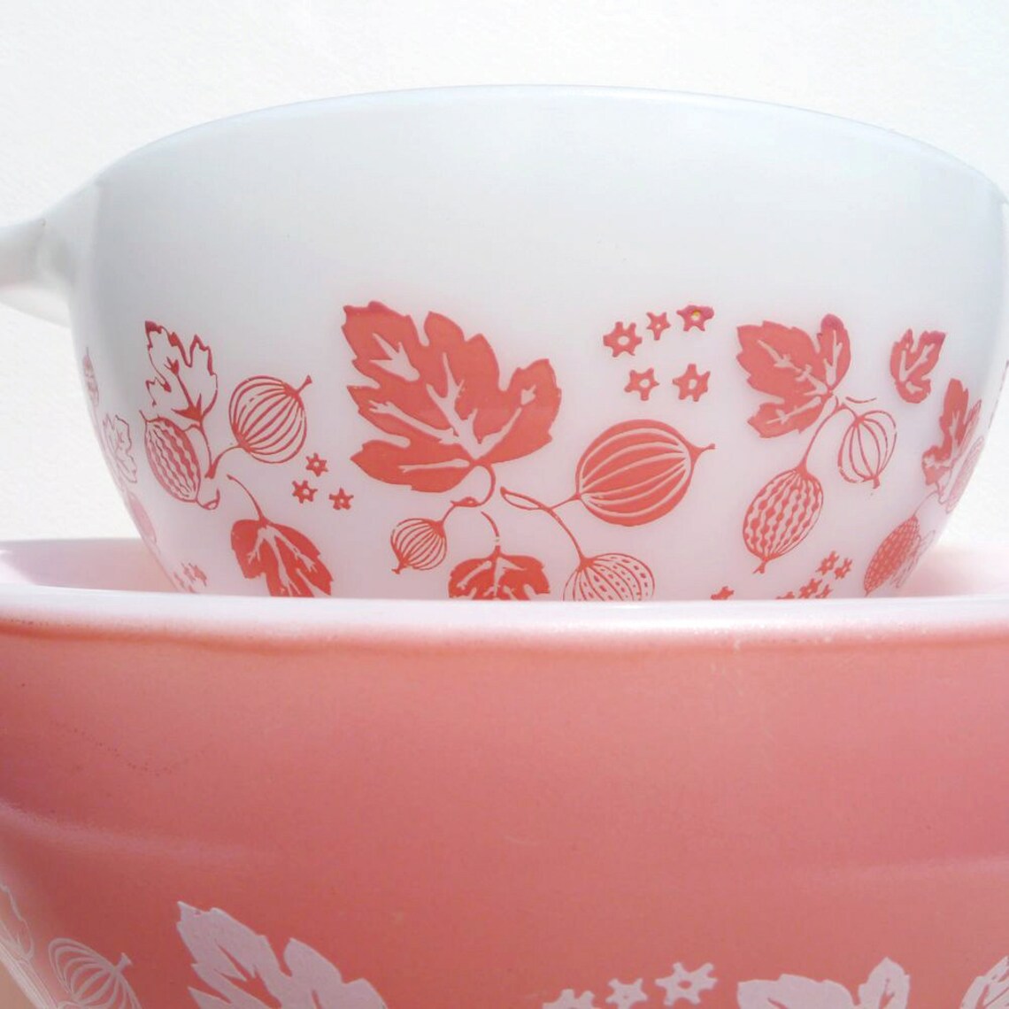 Vintage Pyrex Pink Gooseberry Cinderella Bowl Set Etsy