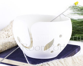 Regular White Yarn bowl, 3D printed yarn bowl, eco friendly, plastic, Big cake, Travel Crochet bowl, DIY knitter, Mother's Day gift