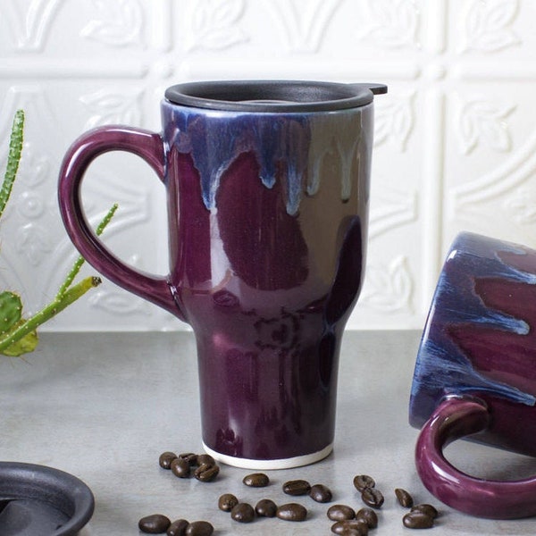 Belle tasse de voyage en céramique avec anse, grande tasse à café à emporter, violet aubergine, cadeau de service de cuisine, cadeau de Saint-Valentin pour lui/pour elle