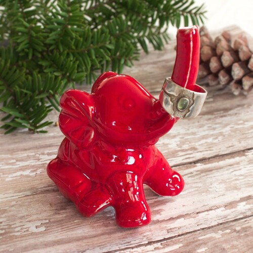 Roter Elefant Ringhalter, Schmuck Ringhalter, Keramik handgemacht, Lucky Elephant Decor, Geschenk für sie