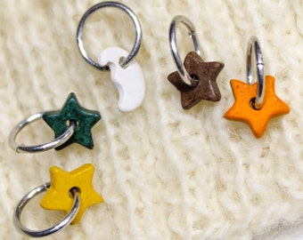 Colorful Knitting Stitch Markers, 5 ceramics celestial charms, Crochet Yarn Stitchmarker, Stars Moon stitch marker, knitter  gift