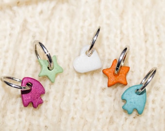 Marcadores de puntos de tejido coloridos, 5 dijes de cerámica de colores brillantes y alegres, marcadores de puntos para hilo de ganchillo, para marcar puntos, regalo moderno para tejedores