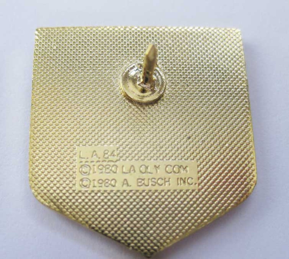 1984 LA Olympics Budweiser Sponsor Lapel Hat Pin Epoxy Pinback Team USA