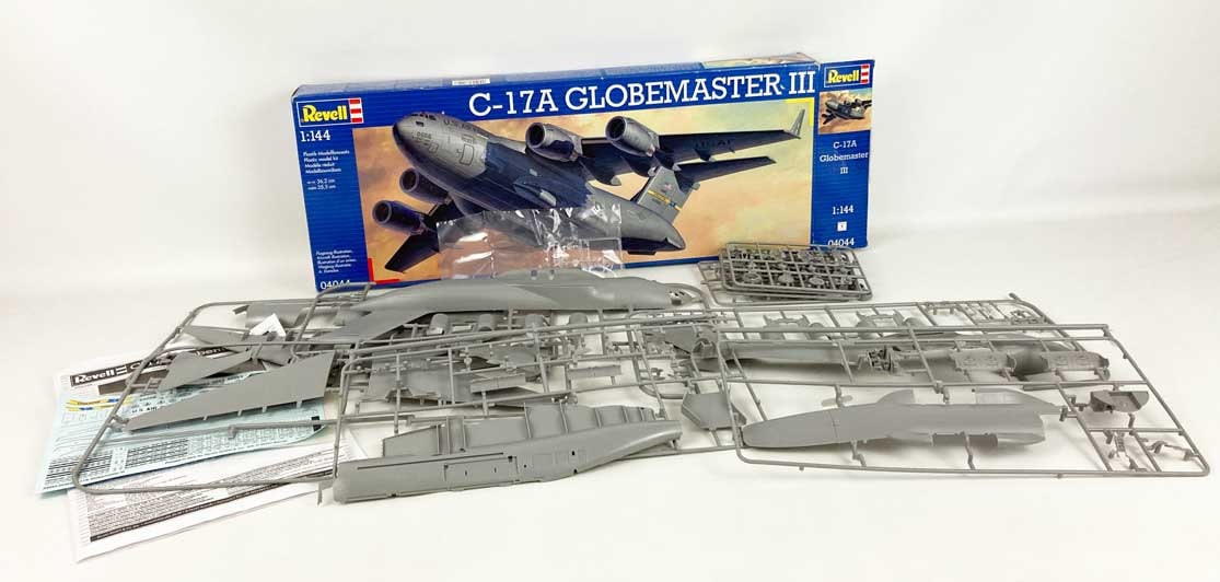 Revell 1/144 Th Scale C-17A Globemaster III Model Kit # 04044 Open
