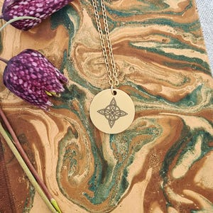 Hexen Knoten Amulett | Personalisierte Halskette | Wicca Schutz Anhänger | Alte keltische Hexe wundergott ästhetische | Witchcore Schmuck