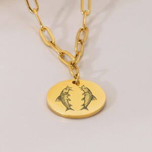 Collier poisson avec chaîne en trombone | Esthétique vintage viktorienne fantaisiste | Bijoux personnels | Dessin au trait marin ancien monde académique sombre