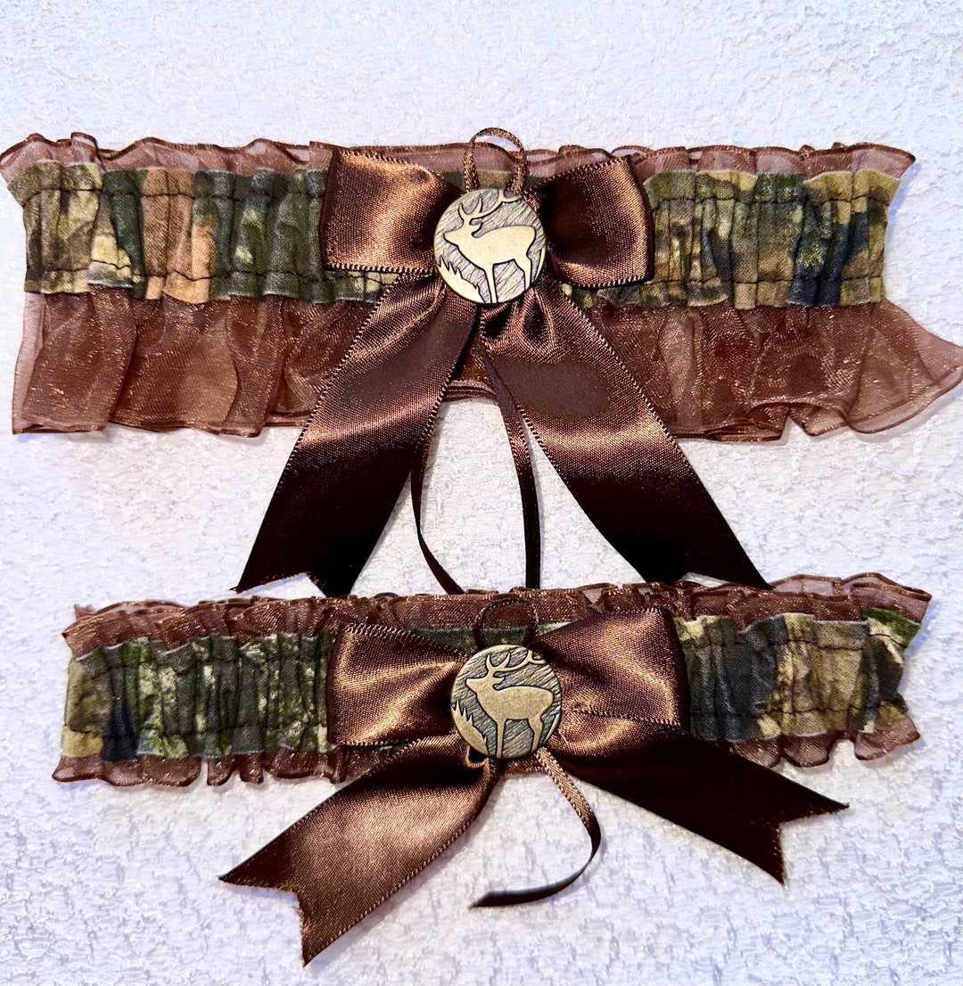 ELK** MOSSY OAK brown wedding garter set or prom garters