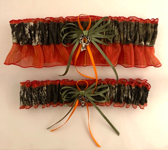 Orange** Mossy Oak with Deer Head Wedding Garter Set