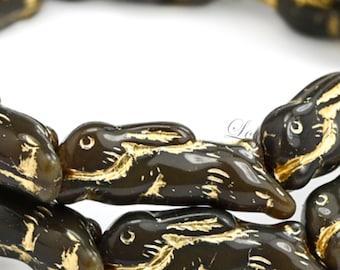 Cuentas de conejito de vidrio hechas a mano, color marrón mousse moca oscuro / baño dorado, cuenta de conejo de 2,5 cm, cuentas de animales (2, 6 o 20 unidades)
