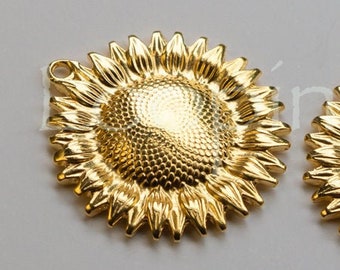 10%OFF Large Sunflower pendant, 24K Gold plated, 30mm summer flower charm jewelry making, rustic bohemian European hypoallergenic zamak 1 pc