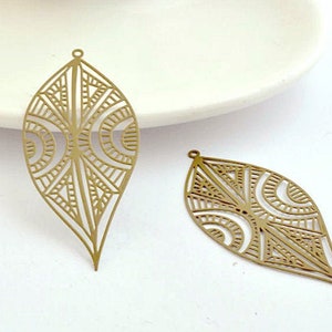 10%OFF, Tribal leaf Charm, Olive Green Filigree, Large Laser Cut Connector, thin ultra light, Earring charm, pick qty