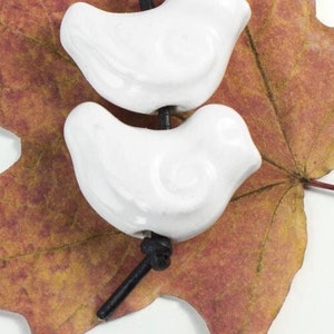 Large White Bird bead, 1 inch, handmade Ceramic Glazed birdie, 25X20mm, blueroompottery beads