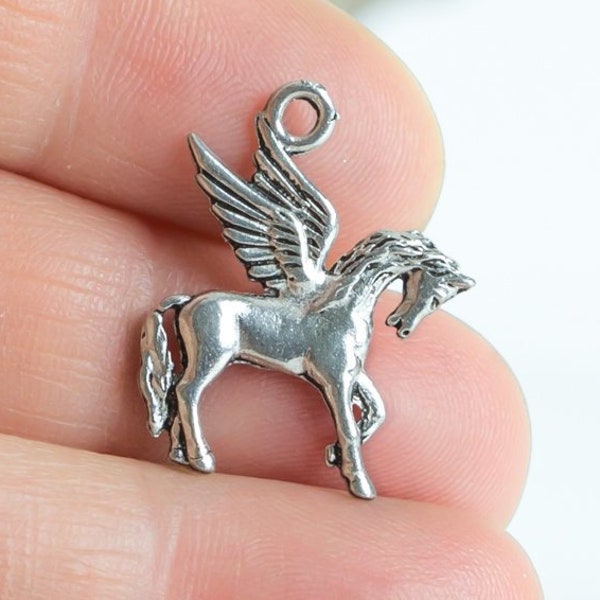 10%OFF 2 Flying Horse Charms, 3D Mythical Winged Pegasus Horse Charm animal Boho pendant Antique Silver lead free Pewter Made in USA