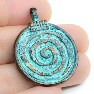 10%OFF, 30mm Spiral Pendant, Copper Green Patina, Large 1&1/4", Geometric Labyrinth, Mykonos Beads, Ancient Symbol, (1/2/5pcs)