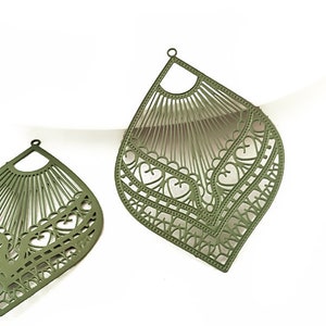 10%OFF, Filigree charm, Olive Green, Ethnic Boho Pendants, Large Oval drop, Laser Cut heart, Earring Connector, thin light, 39x59mm