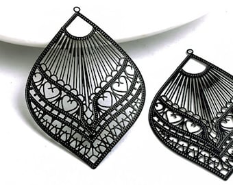 10%OFF Filigree charm, Ethnic Boho Pendants Large Oval drop Laser Cut Black heart bohemian Connector thin light Earring Charms 39x59mm