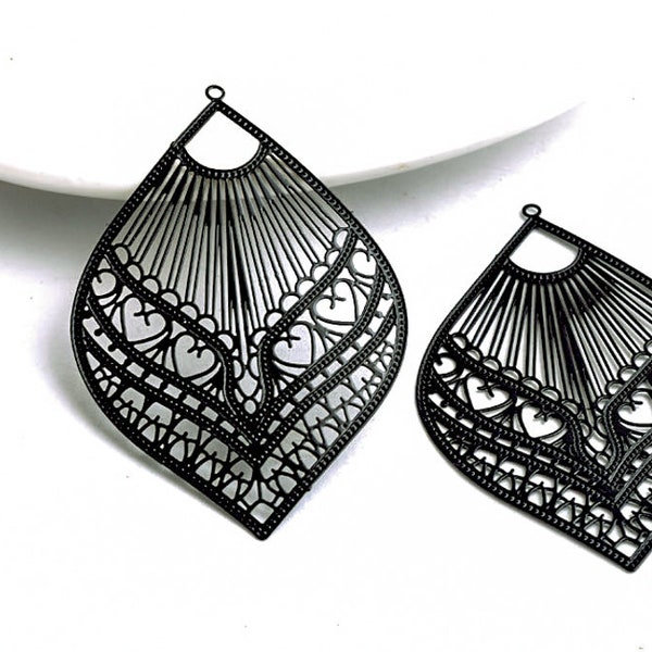 10%OFF Filigree charm, Ethnic Boho Pendants Large Oval drop Laser Cut Black heart bohemian Connector thin light Earring Charms 39x59mm