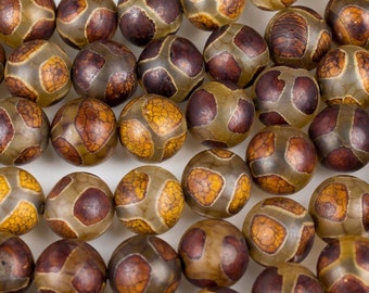 7mm Tibetan Dzi Beads, Round Mala Dragon 6 Eye beads, Tibetan Etched Agate, boho earthy semiprecious gemstone, Pick qty